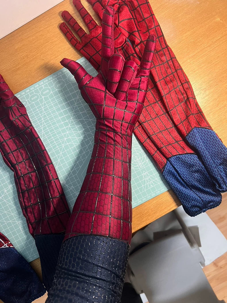 Tasm2 Long Gloves – Detailed Pair