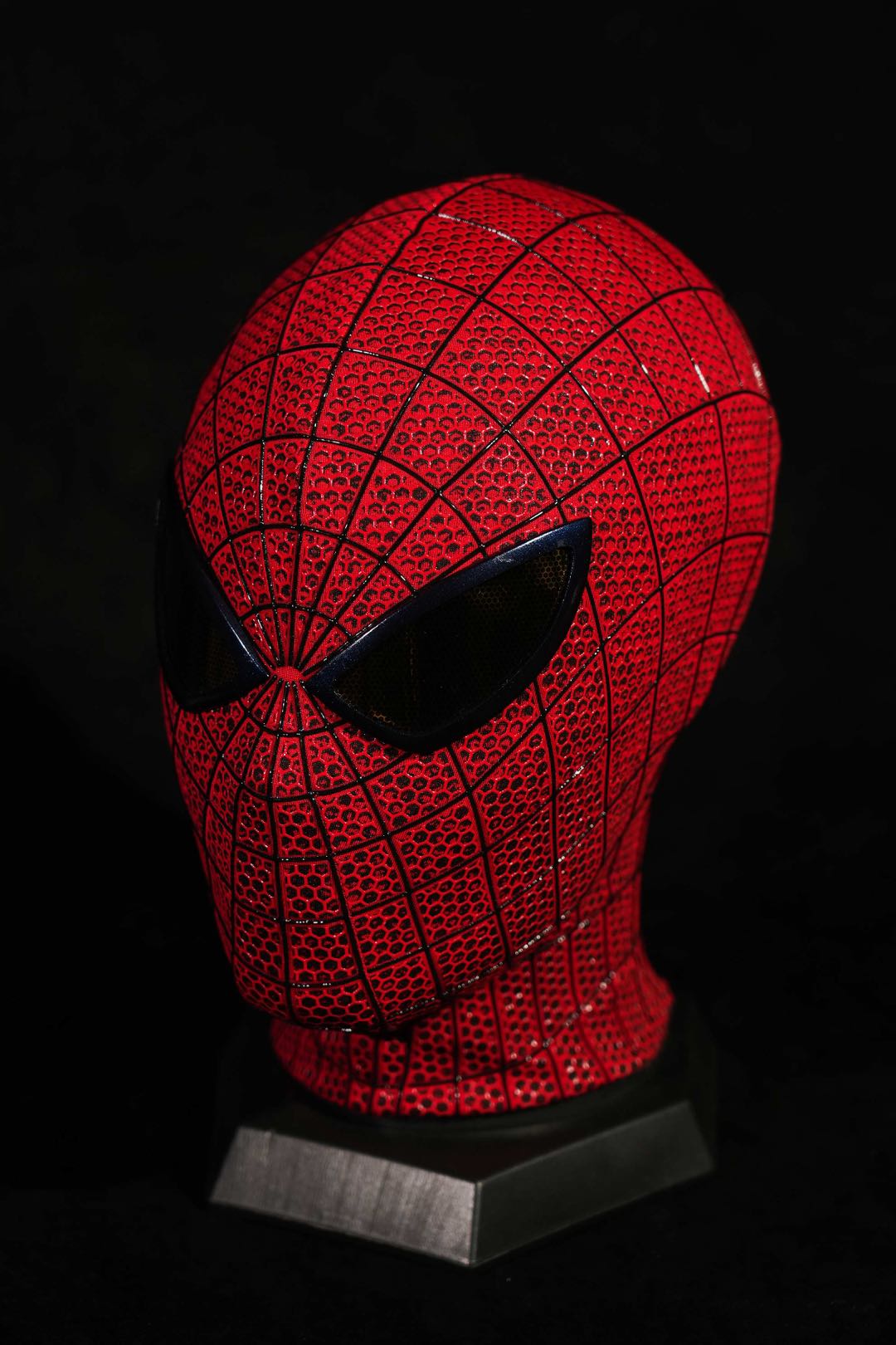 V1 Full Head Shell Mask & Magnetic Lenses - Wearable prop mask (Adults)